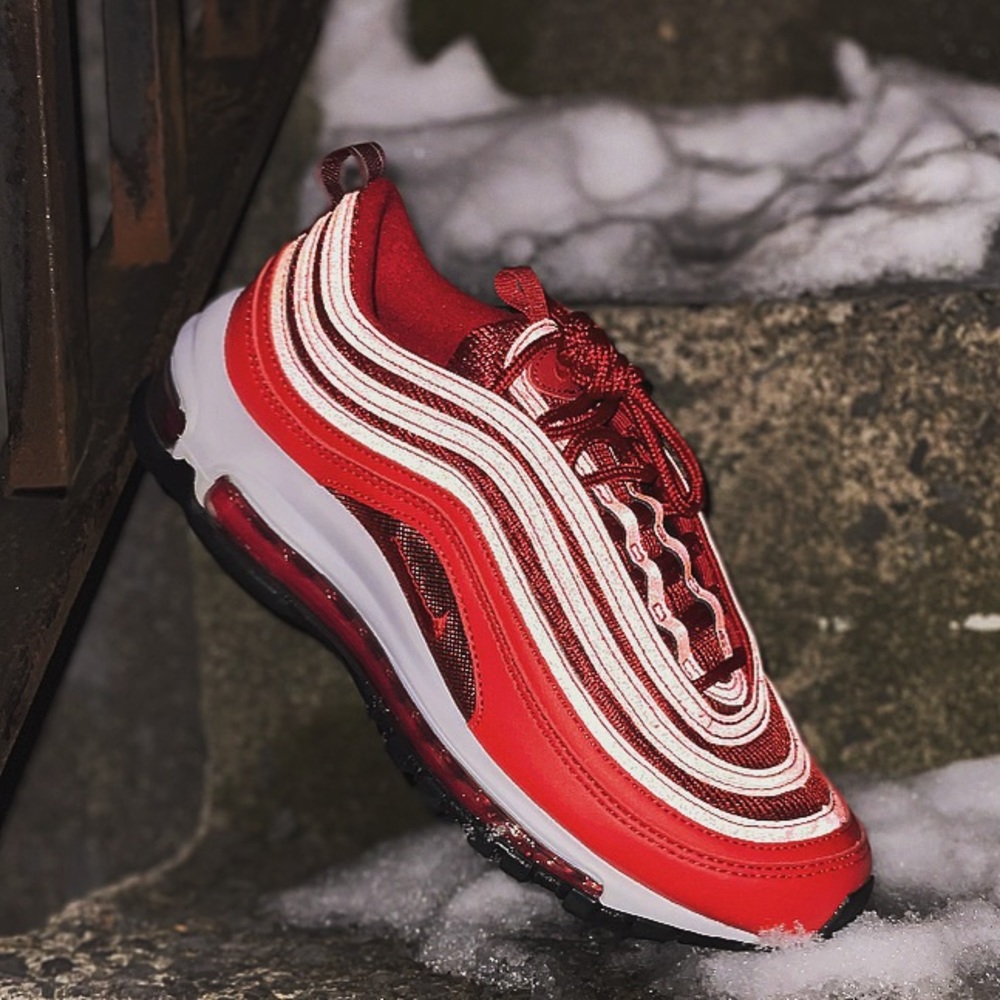 NIKE “University Red” AIRMAX 97 🔥 Size 6.5(women)
